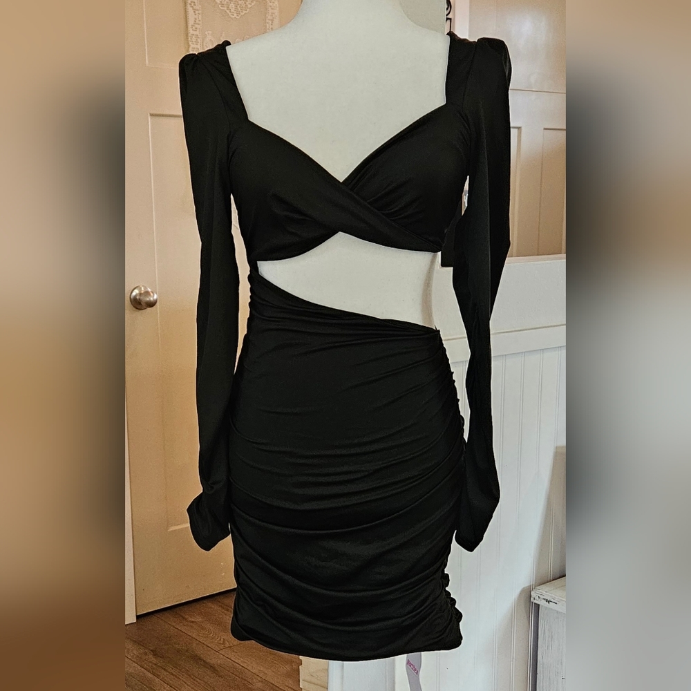 NWT'S- MARTHEA - Black Bodycon Sheath- Cut-out Sides - Size Medium
